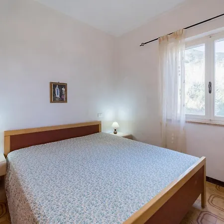 Campo Al Pero - Goelba Casa Leonardi